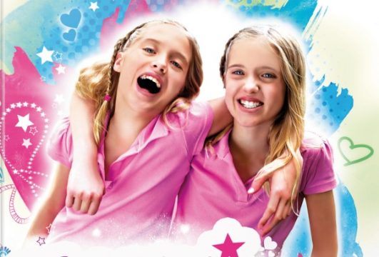 So sehen Hanni und Nanni im Film aus (Buchcover "Hanni und Nanni - Das Buch zum Film")