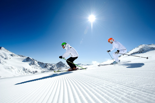 Skifahren im Stubaital in Tirol
