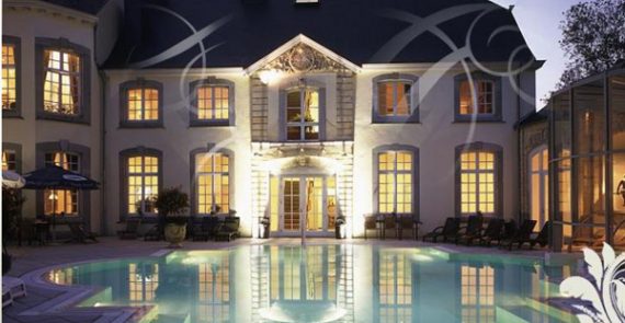 hChâteau des Thermes Schloss