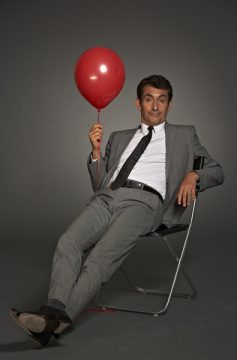 Knacki Deuser lädt ein zum Summer-Club.