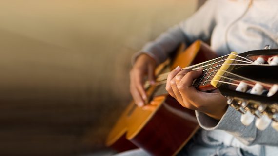 Chansons, Lieder und Folk - das Musikmagazin