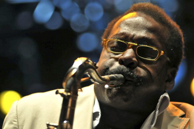 Saxophonist David Murray beim World Music Festival in Sines, Portugal (2010)