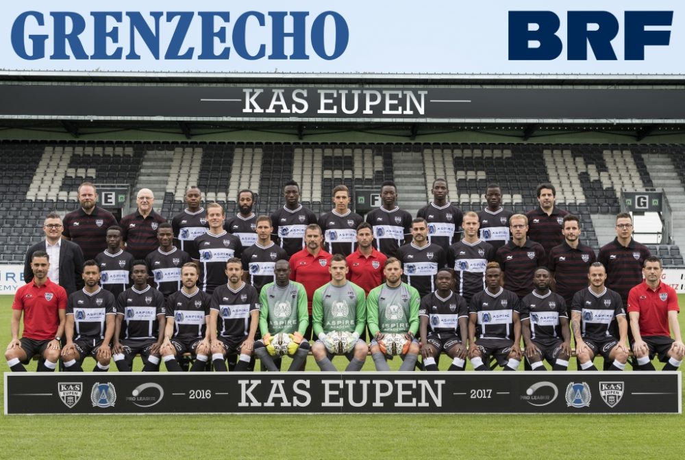 KAS Eupen Teamfoto 2016 - 2017 Topline: Jens Leys, Ghislain Brandt, Raoul Kenne, Fahad Abdourahman, Eric Ocansey, Damien Mouchamps, Lazare Amani, Ibrahim Diallo, Abdoulaye Sanoga, Xavier Santeugini Middleline: Michael Radermacher, Diawandou Diagne, Mamadou Sylla, Peter Hackenberg, Nicolas Timmermans, Jordi Condom, Manel Exposito, Florian Taulemesse, Siebe Blondelle, Bertrand Vandenbluck, Maxime Crosset, Cyril Vilvorder Frontline: Roma Cunillera, Jeffren Suarez, Henry Onyekuru, Jose Maria Cases, Luis Garcia, Babacar Niasse, Hendrik Van Crombrugge, Joseph Biersard, Nthutuku Radebe, Odeni George, Anthony Bassey, Guy Dufour Javier Ruiz (EUPEN, 13/07/2016 Photo by DH / Photo News)