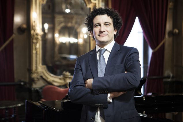 Chefdirigent Alain Altinoglu