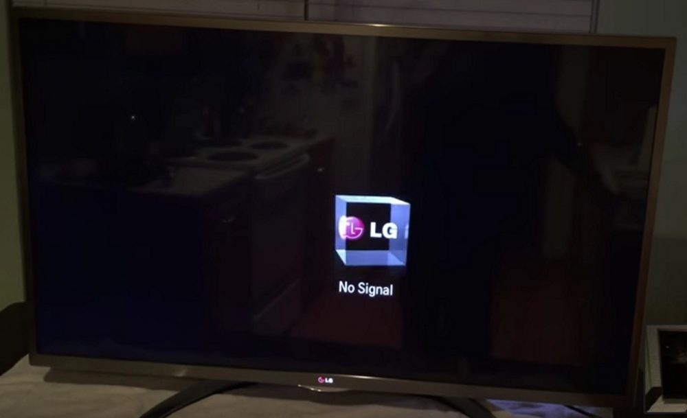 Malware auf SmartTV von Darren Cauthon