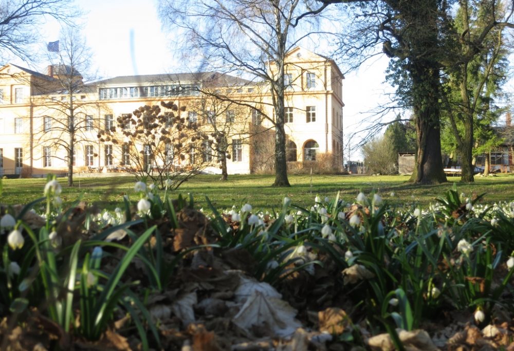 Schloss Ziethen im Frühling