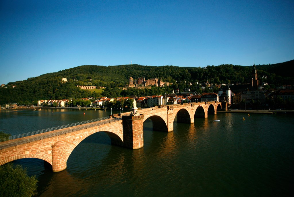 Heidelberg: Alte Brücke und Schloss (Foto: Achim Mende)
