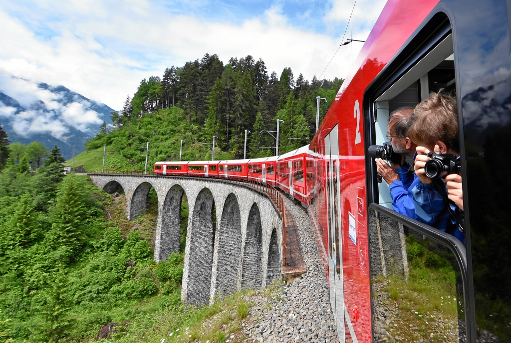 Die Rhätische Bahn (Swiss-Image/Photo by Michael Buholzer)