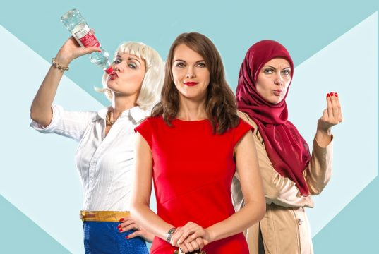 Kabarettistin Liza Kos (Foto: Michel Kitenge)