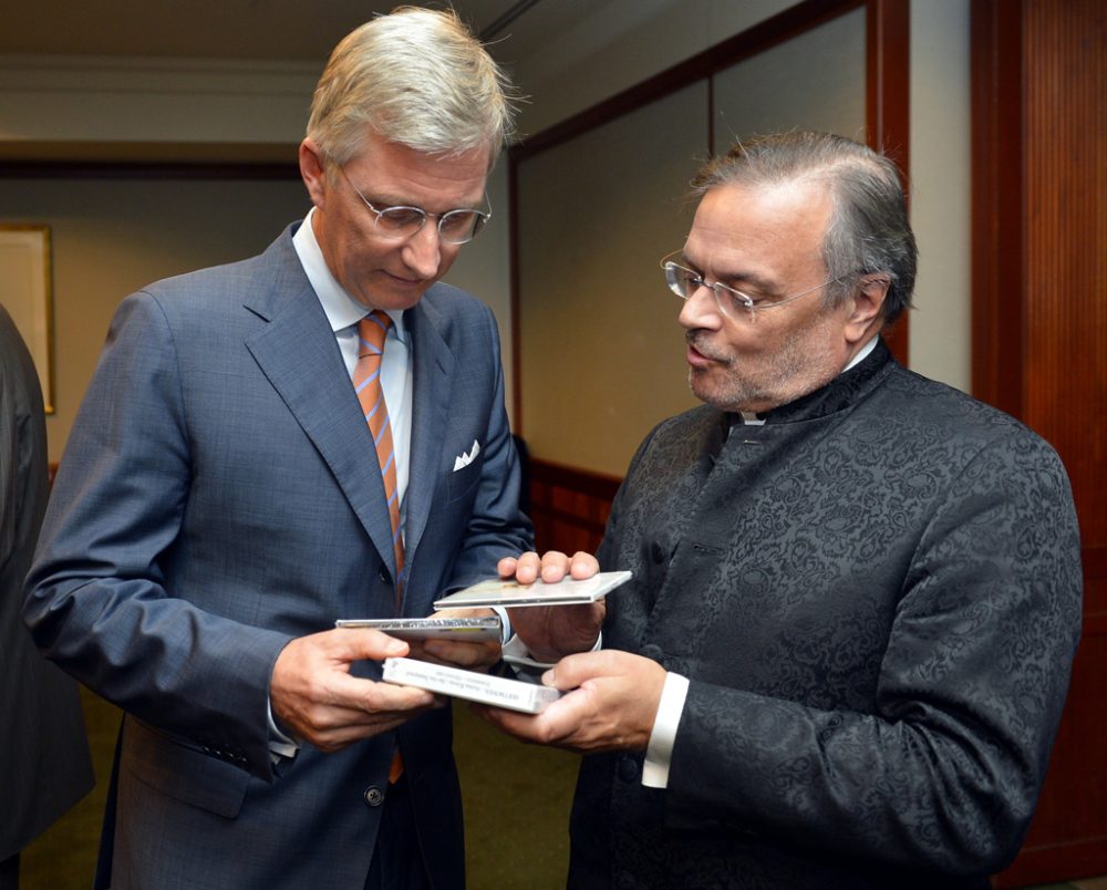 Jos Van Immerseel (r.) mit König Philippe (Archivbild: Eric Lalmand/Belga)