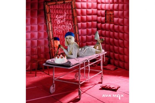 Ava Max; Warner Music