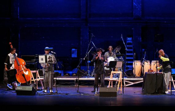 Art Ensemble Of Chicago mit Joseph Jarman (r.) Bild: Alberto Morante/AFP