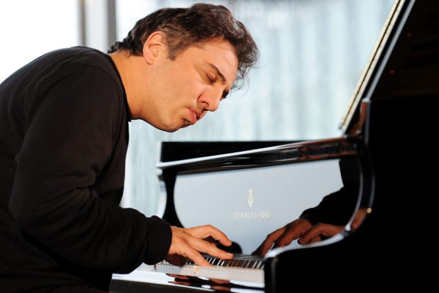 Fazil Say (Archivbild: Angelika Warmuth/EPA)