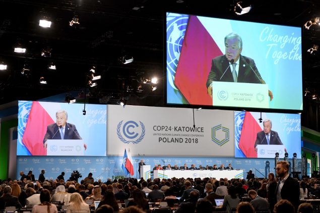 Weltklimakonferenz 2018: UN-Generalsekretär Antonio Guterres bei der Eröffnugnsrede (Foto: Janek Skarzynski, AFP)
