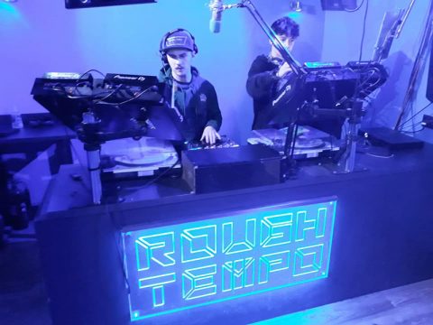 JST und M-Sloth bei Rough Tempo in England (Bild: privat)