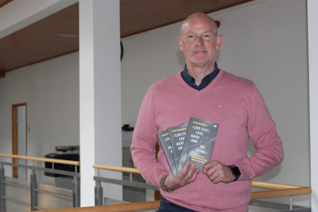 Buchbesprechung "Live Fast, Love Hard And Die Young" mit Andreas Ryll (Foto: BRF)