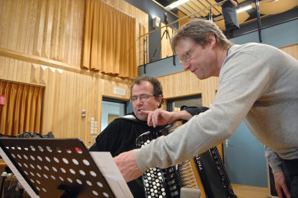 Bert Joris (rechts) mit Richard Galliano (Bild: Marc Gysens/Belga)