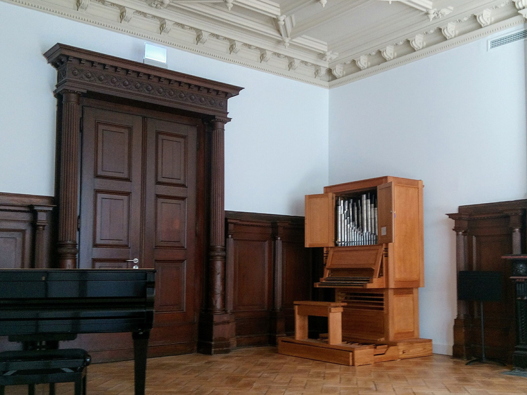 Kammermusiksaal mit Orgel (Bild: Musikakademie)