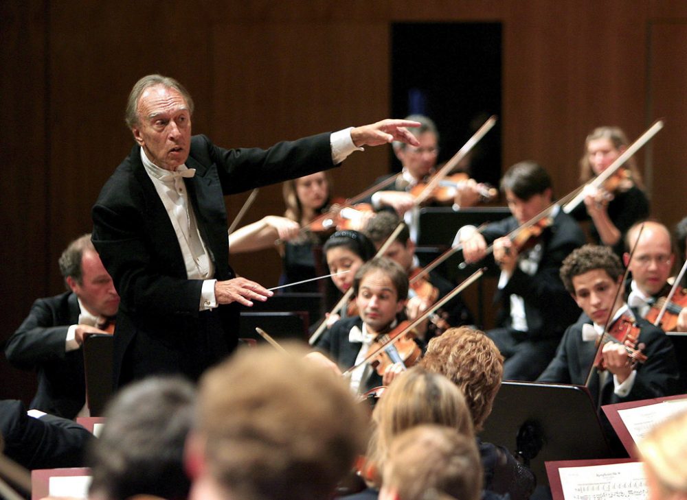 Claudio Abbado bei einem Konzert im August 2007 (Archivbild: Eddy Risch/EPA)