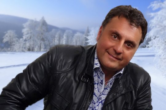 BRF2-Moderator und Schlagersänger Michael Larsen (Foto: Walter Strom)