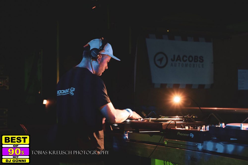 Bernd Rohleder aka The Vyrus 33 bei der Best-of-90s-Party im Alten Schlachthof in Eupen (Bild: Tobias Kreusch Photography)