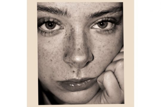 Holly Humberstone (Bild: Platoon)