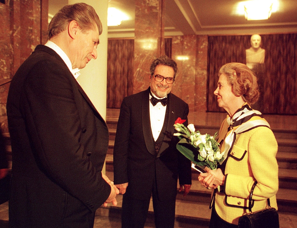 Leon Fleisher und Königin Fabiola im Jahr 1999 (Bild: Olivier Matthys/oma/Belga)