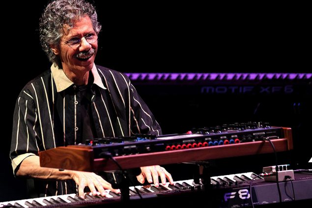 Chick Corea beim San Sebastian Jazz Festival 2011 (Bild: Javier Etxezarreta/EPA)