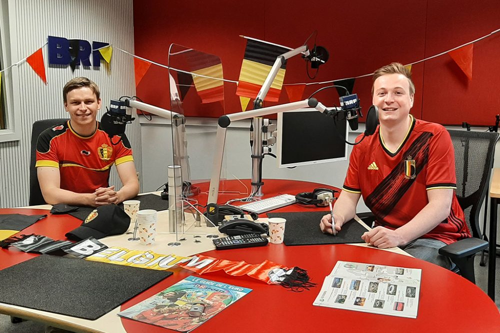 Sondersendung zur Einstimmung auf die Fußball-EM mit Christoph Heeren und Robin Emonts (Bild: Katrin Margraff/BRF)