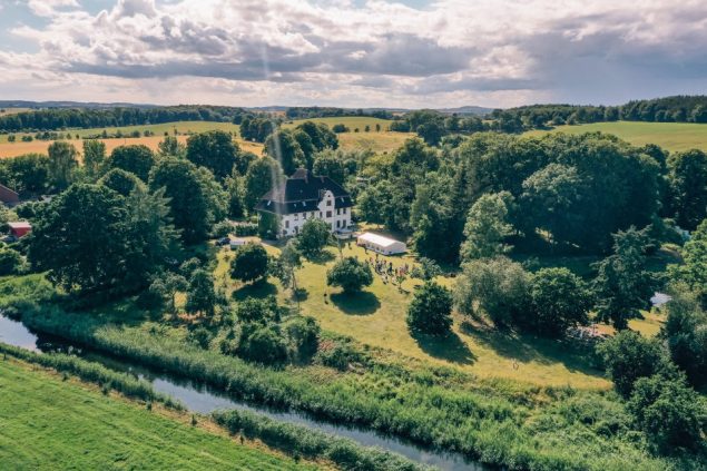 Luftbild Gutshaus Alt Nechelnn