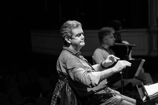 Dirigent Renato Palumbo (Bild: Opéra Royal de Wallonie-Liège)