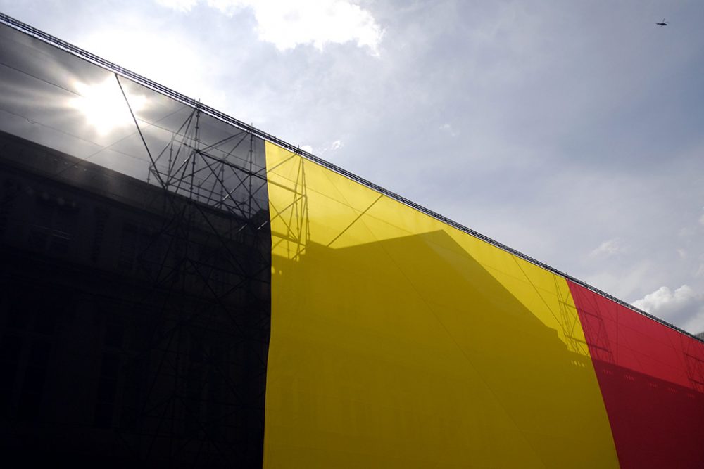 Riesige belgische Fahne (Illustrationsbild: Dirk Waem/Belga)
