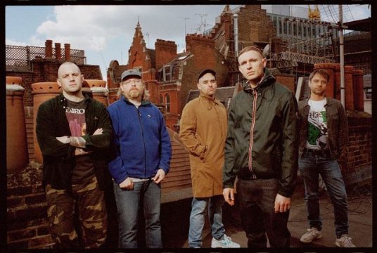 High Vis (Bild: Simon Wellington)