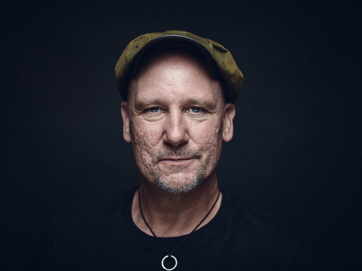 Chansons, Lieder und Folk: Sascha Bendiks’ &amp;quot;Leichtes Gepäck&amp;quot; - BRF1 Radio