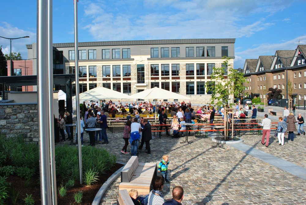 Der Dorfplatz Driesch in Raeren (Bild: WFG Ostbelgien)