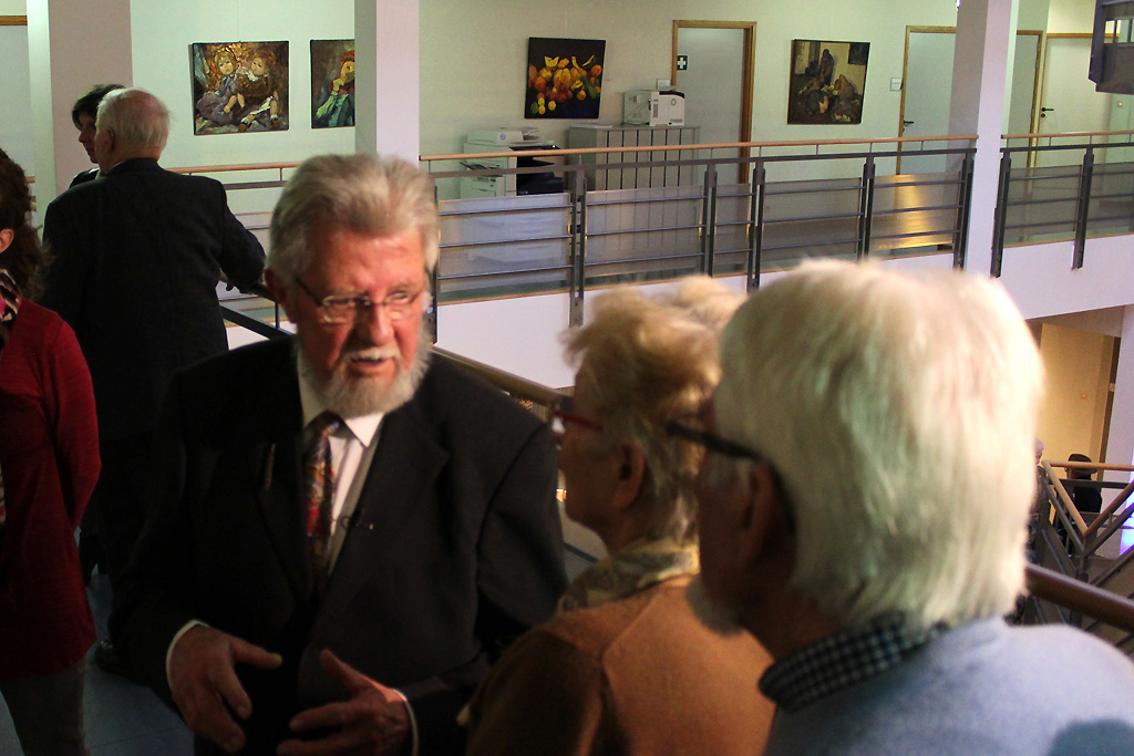 Adolf Christmann bei der Vernissage seiner Ausstellung im BRF im Oktober 2017 (Bild: BRF)