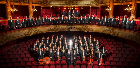 Orchester und Chor der Oper Lüttich