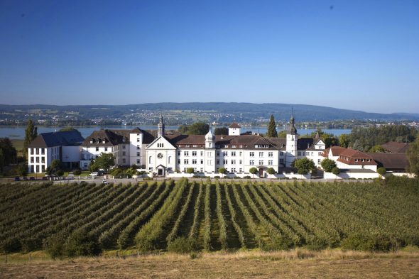 2023 Winter Ansicht_Kloster_mit_Untersee_15x10cm_300dpi_Nachweis_Kloster_Hegne