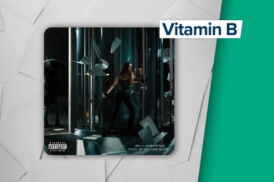 "Paint My Bedroom Black" von Holly Humberstone (Label: UMI/ Polydor Records)