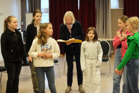 Proben zu "Peterchens Mondfahrt" (Bild: Theaterfreunde Eupen)