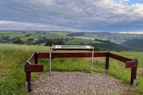 Panoramatafel auf dem Leichenweg zwischen Weweler und Lascheid