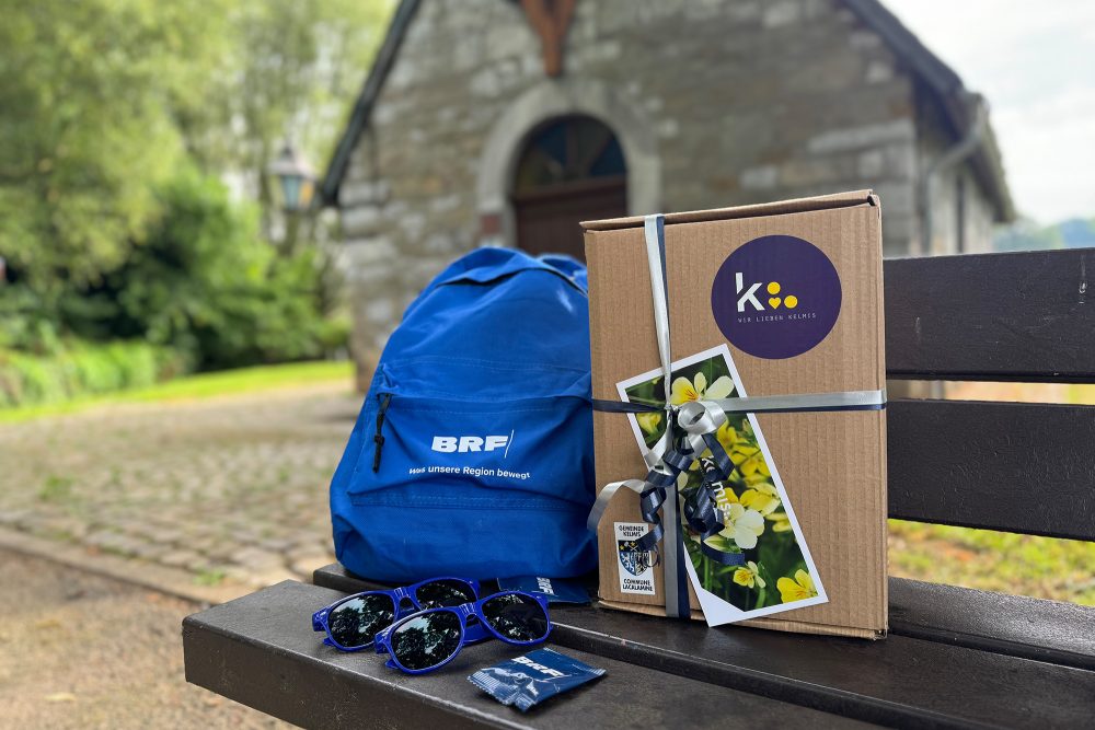 Unser BRF-Sommerrucksack an der Rochuskapelle in Kelmis