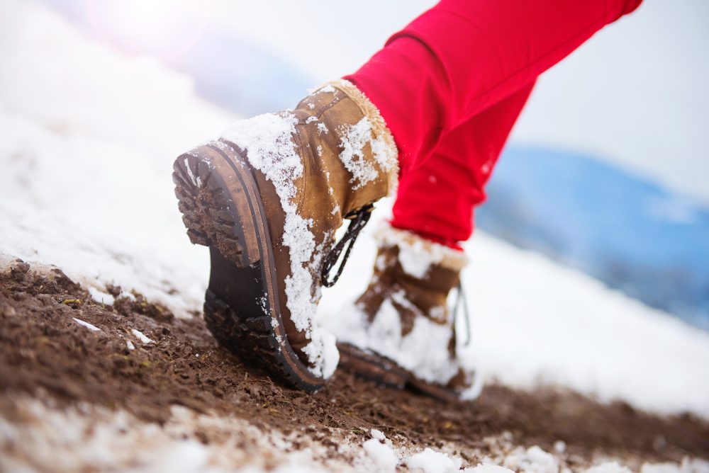 Wandern im Schnee, PantherMedia