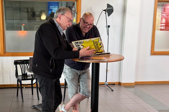Eröffnung der Schallplatten-Ausstellung zum 80. Geburtstag des BRF mit einer Oldieshow Spezial