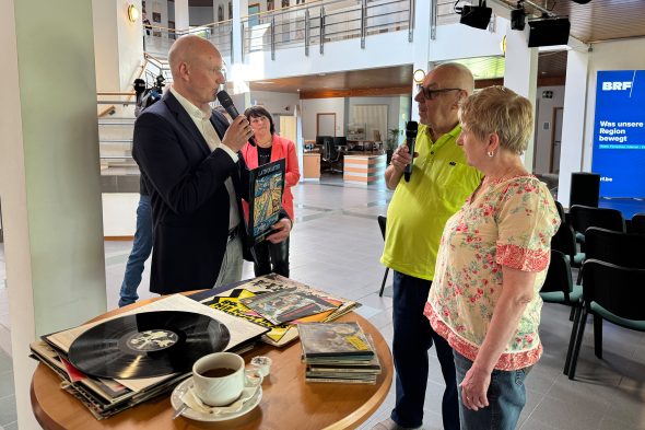 Eröffnung der Schallplatten-Ausstellung zum 80. Geburtstag des BRF mit einer Oldieshow Spezial