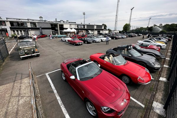 Cabrio-Treffen am Kehrwegstadion