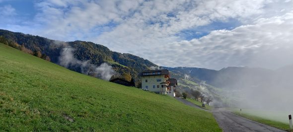 2025 Kreuzplonhof Aussicht