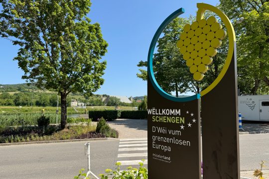 Ortsschild in Schengen