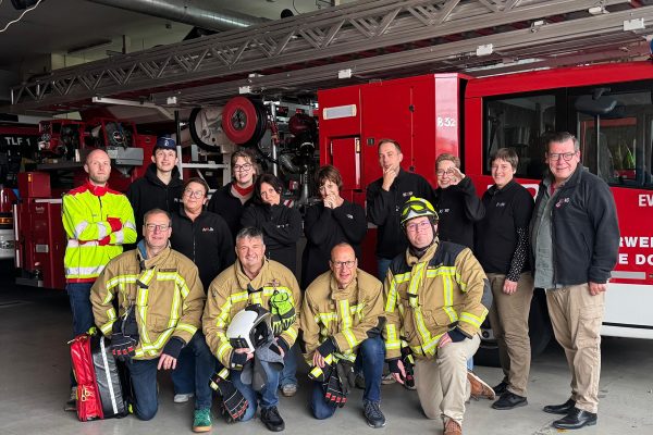 Gruppenfoto der Mitglieder der Theatergruppe Kom(m)ödchen Raeren (Bild: Kom(m)ödchen Raeren)