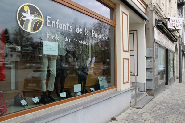 Der Second-Hand-Laden von "Kinder des Friedens" in Eupen wurde 2016 eröffnet